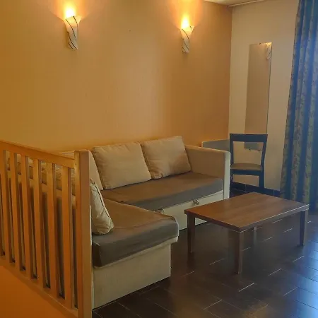 T3 à - Résidence Avec Piscine Et Sauna - 6 Pers, Terrasse, Parking Inclus - Fr-1-165b-10 Jausiers